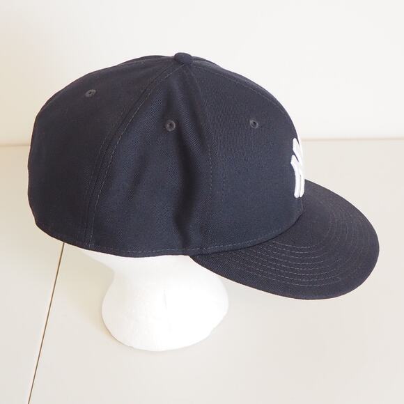 New York Yankees 59Fifty New Era Fitted Hat Size 8 MLB Pin General Merchandise - Picture 5 of 9